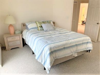 Canal Front 3 Bedrooms Home Sleeps 8 Guests in Marco Island