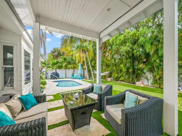 Anna Maria Vacation Rental Sleeps Ten Guests