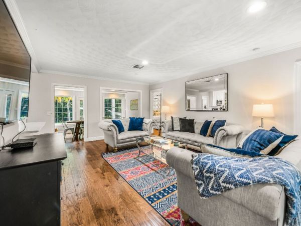Anna Maria Vacation Rental Sleeps Ten Guests