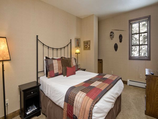 Four Bedroom Vail Vacation Home Plus Loft