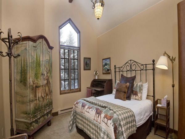 Four Bedroom Vail Vacation Home Plus Loft