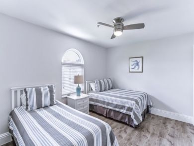 Beachside Four Bedroom Vacation Home in Fort Myers Beach