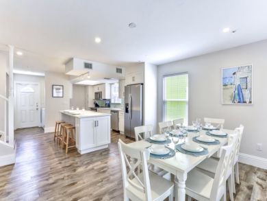 Beachside Four Bedroom Vacation Home in Fort Myers Beach