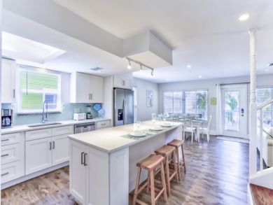 Beachside Four Bedroom Vacation Home in Fort Myers Beach