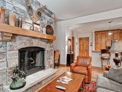 Avon Condo 925395 Avon Condo 925395