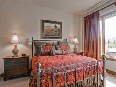 Avon Condo 925395 Avon Condo 925395