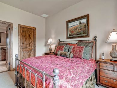 Avon Condo 925395 Avon Condo 925395