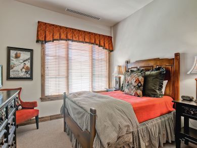 Avon Condo 925395 Avon Condo 925395