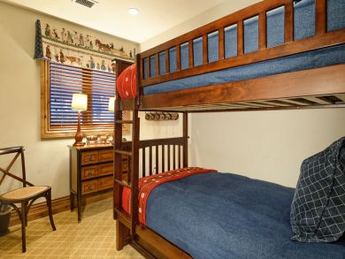 Vail Lionshead Condo 925396