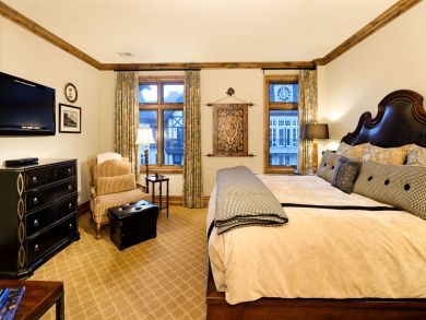 Vail Lionshead Condo 925396