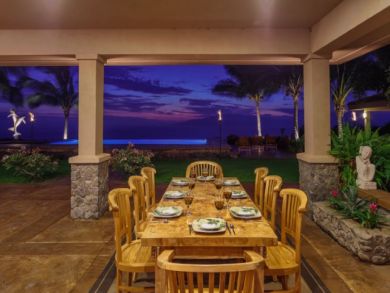 Luxury West Side  Vacation Home Sleeps Eight Guests