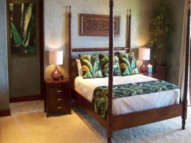 Luxury West Side  Vacation Home Sleeps Eight Guests