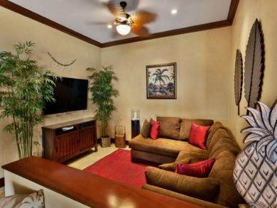 Luxury West Side  Vacation Home Sleeps Eight Guests