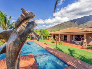 Luxury West Side  Vacation Home Sleeps Eight Guests