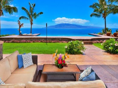 Luxury West Side  Vacation Home Sleeps Eight Guests
