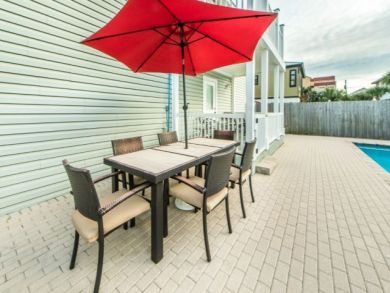 Miramar Vacation Home Sleeps Fifteen Guests Miramar Vacation Home Sleeps Fifteen Guests