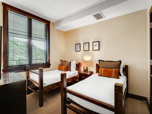 Two Bedroom Ski in Ski Out Vacation Condo in Snowmass