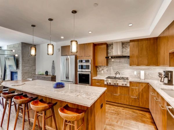 Luxury Lionshead Penthouse short walk to Gondola