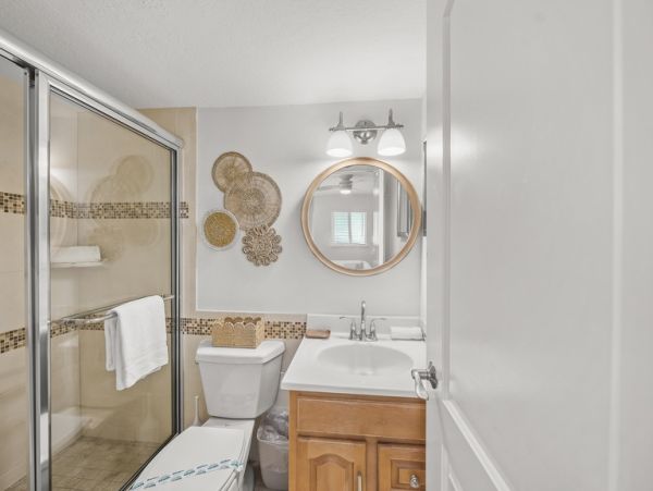 Chic Siesta Key Village Escape - Walk to Beach & Dining