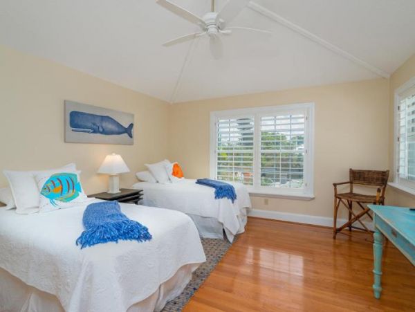 Luxury Anna Maria Vacation Home Sleeps Six Guests