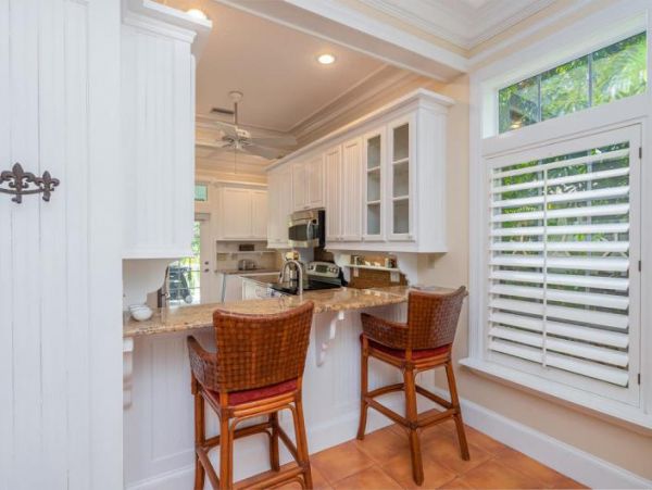 Luxury Anna Maria Vacation Home Sleeps Six Guests