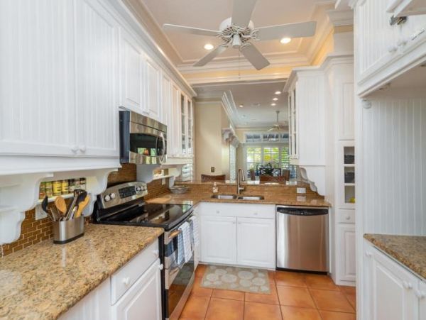 Luxury Anna Maria Vacation Home Sleeps Six Guests