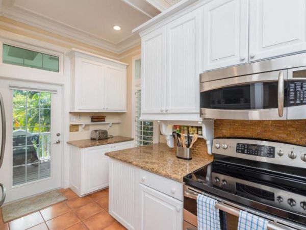 Luxury Anna Maria Vacation Home Sleeps Six Guests