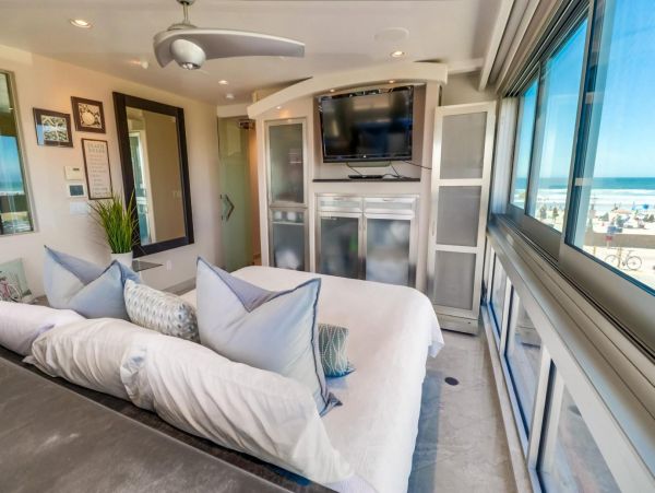 Two Bedroom Oceanfront Condo in Mission Beach