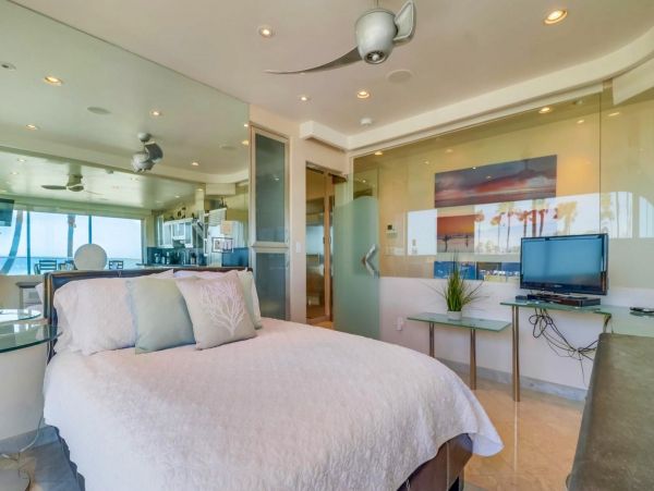 Two Bedroom Oceanfront Condo in Mission Beach