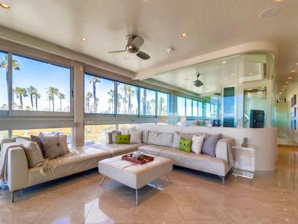 Two Bedroom Oceanfront Condo in Mission Beach