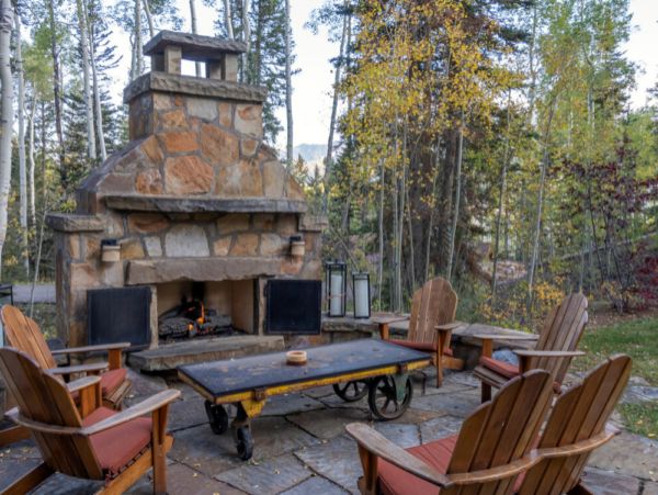 Mountain Village Walks to Ski Trail Five Bedroom Rental Home