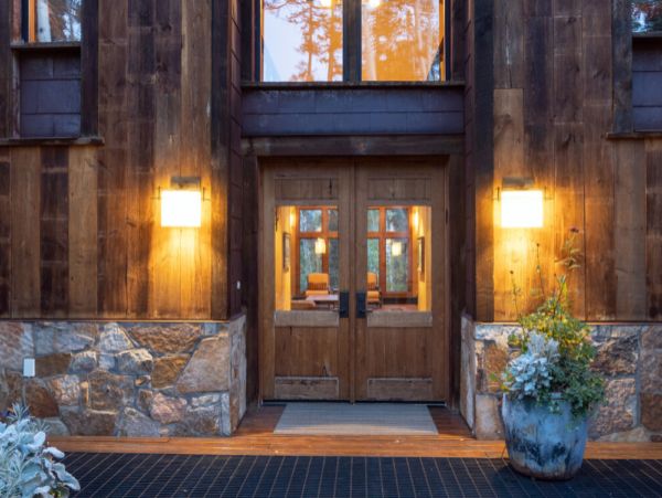Mountain Village Walks to Ski Trail Five Bedroom Rental Home