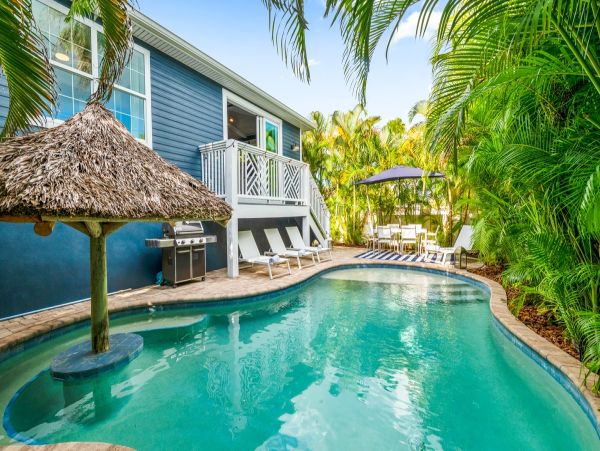 3 Bedroom Holmes Beach Vacation Home with Private Pool