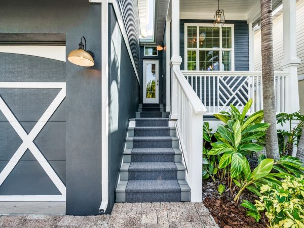 3 Bedroom Holmes Beach Vacation Home with Private Pool