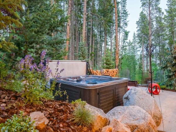 Breckenridge 5 Bedroom Home With Mountain Views Sleeps 17