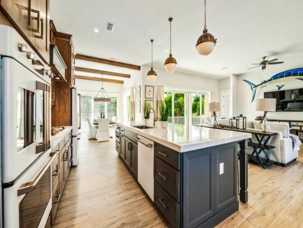 Luxury Lido Key 5 Bedroom Vacation Pool Home
