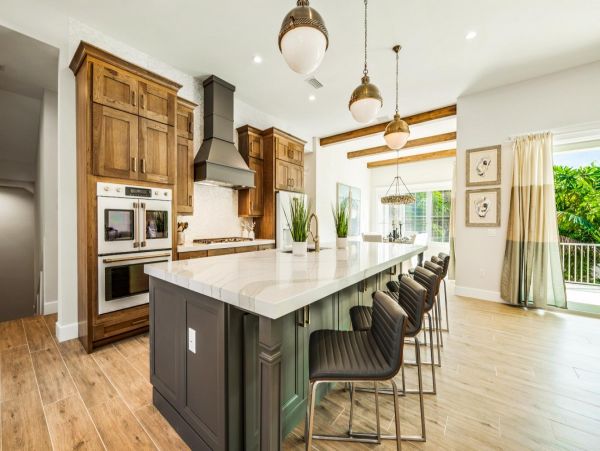 Luxury Lido Key 5 Bedroom Vacation Pool Home