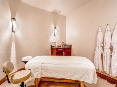 Luxury Vail Vacation Home Sleeps Fourteen Guests