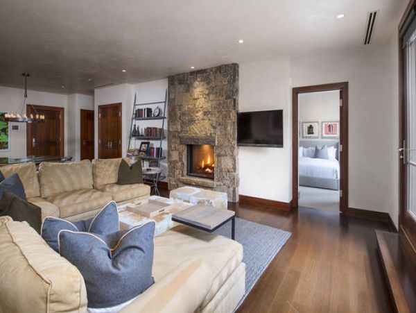 Two Bedroom Condo Plus Den in the Heart of Vail Village