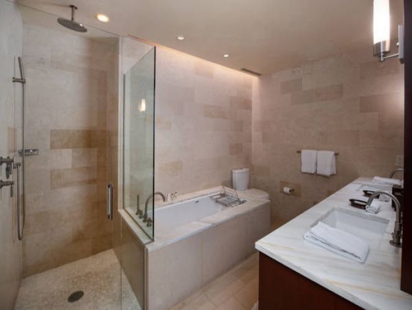 Two Bedroom Condo Plus Den in the Heart of Vail Village