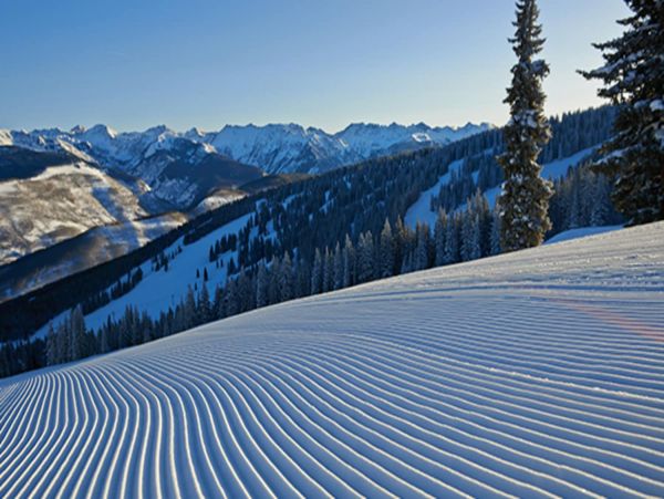 Two Bedroom Condo Plus Den in the Heart of Vail Village