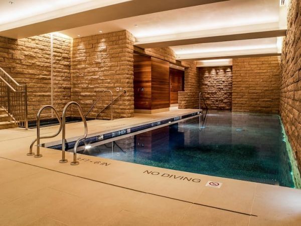 Luxury Vail Vacation Condo Sleeps Eight Guests
