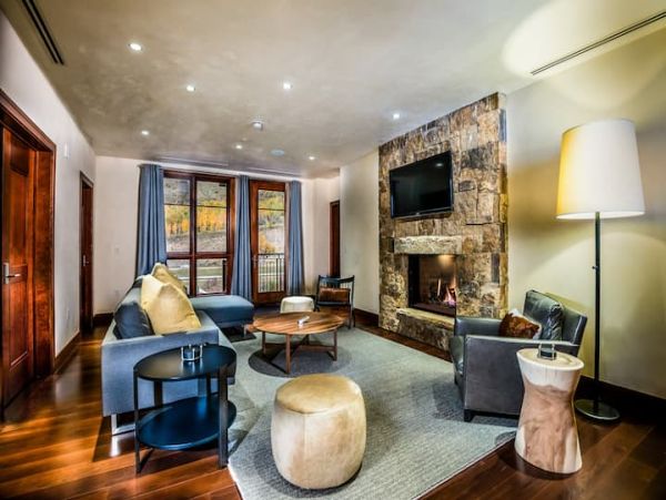 Luxury Vail Vacation Condo Sleeps Eight Guests