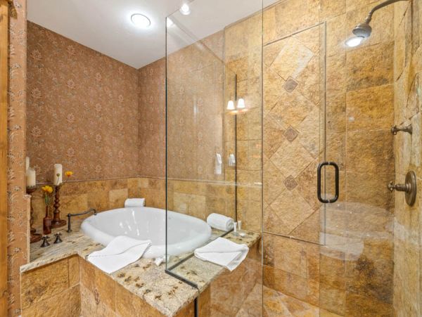 Ski In Ski Out Luxury Six Bedroom Vacation Rental