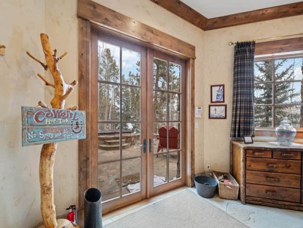 Ski In Ski Out Luxury Six Bedroom Vacation Rental