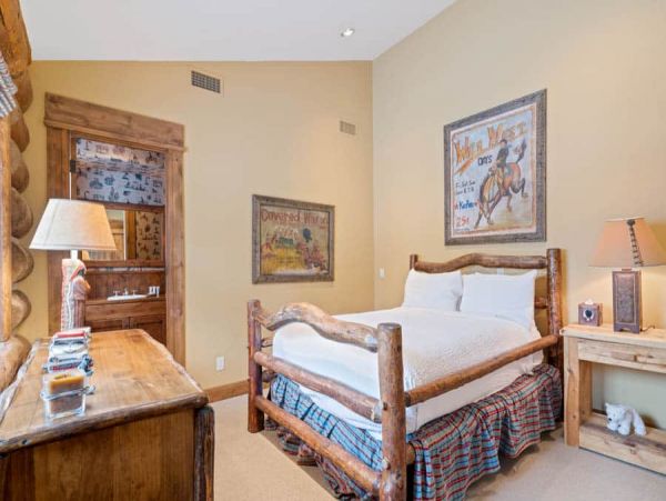 Ski In Ski Out Luxury Six Bedroom Vacation Rental