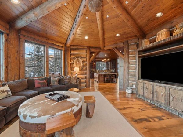 Ski In Ski Out Luxury Six Bedroom Vacation Rental