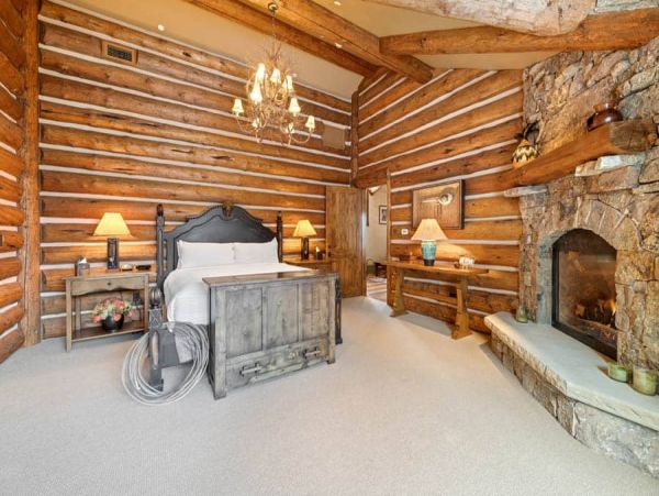 Ski In Ski Out Luxury Six Bedroom Vacation Rental