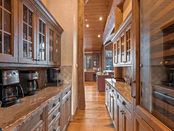 Ski In Ski Out Luxury Six Bedroom Vacation Rental
