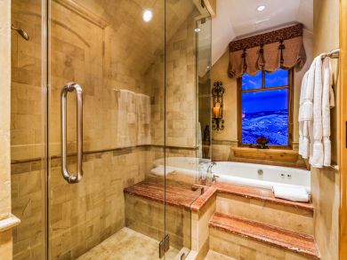 Vail Lionshead Condo 925629